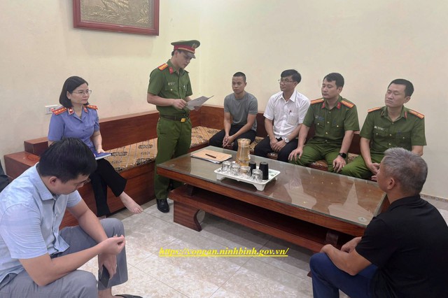 Kiểm tra công ty của giám đốc Trần Đại Phúc và một Tiktoker nổi tiếng, công an thu giữ gì? - Ảnh 5.