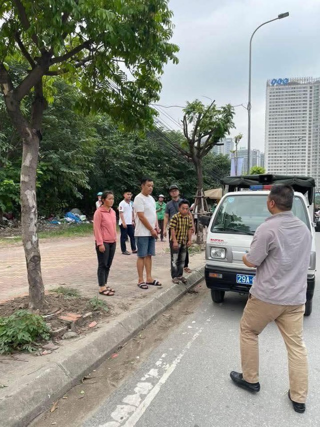 Tài xế taxi 'chặt chém' 2 người vùng cao cuốc xe 4,2 triệu đồng đối diện hình phạt nào? - Ảnh 1.