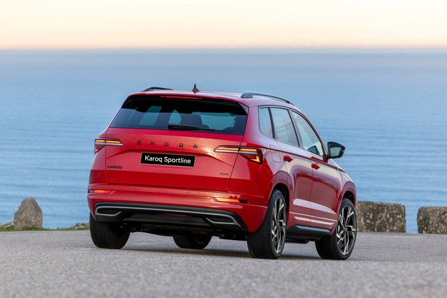 Skoda Karoq 2025 dùng toàn đồ hiệu: Khung gầm Audi, đèn pha chống chói - Ảnh 4.