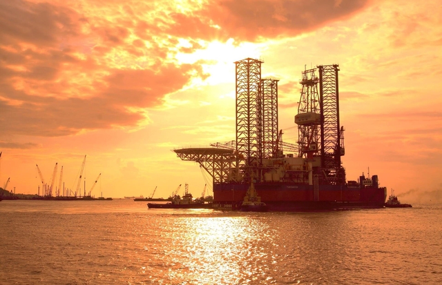 Mang "gã khổng lồ" 4.000 tấn ra khơi, Việt Nam sắp khai thác "mỏ vàng" điện gió ngoài khơi lớn bậc nhất ĐNÁ - Ảnh 3. Mang "gã khổng lồ" 4.000 tấn ra khơi, Việt Nam sắp khai thác "mỏ vàng" điện gió ngoài khơi lớn bậc nhất ĐNÁ - Ảnh 3.