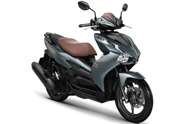 Xe tay ga vừa ra mắt của Yamaha xứng danh 'vua công nghệ' nhưng có thực sự đáng mua hơn xe Honda, SYM? - Ảnh 2.
