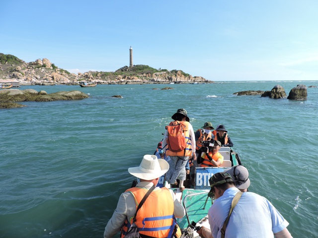 Nơi có cả biển và núi cách TP.HCM gần 200km: Nằm giữa biển nhưng không phải đảo, nước rút có thể đi bộ ra - Ảnh 3.