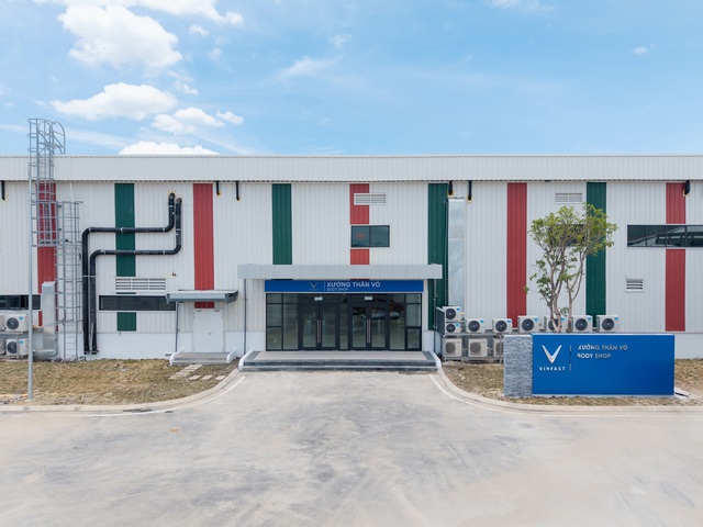 Cận cảnh dây chuyền sản xuất xe VinFast tại nhà máy Hà Tĩnh vừa khánh thành - Ảnh 4.