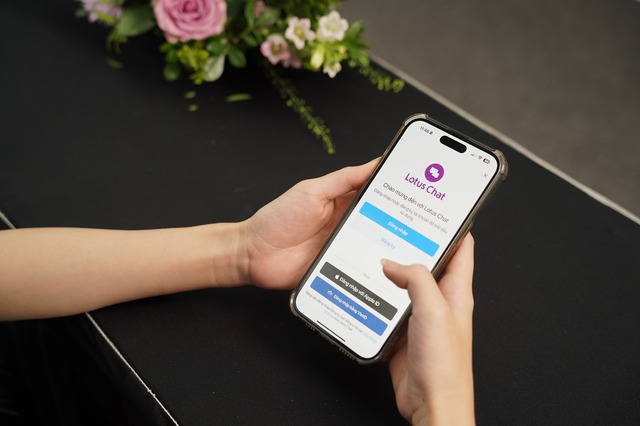 Lotus Chat có thể tạo nhóm chat 10000 người, sở hữu công cụ chống lừa đảo, tuyên bố không có quảng cáo - Ảnh 1.
