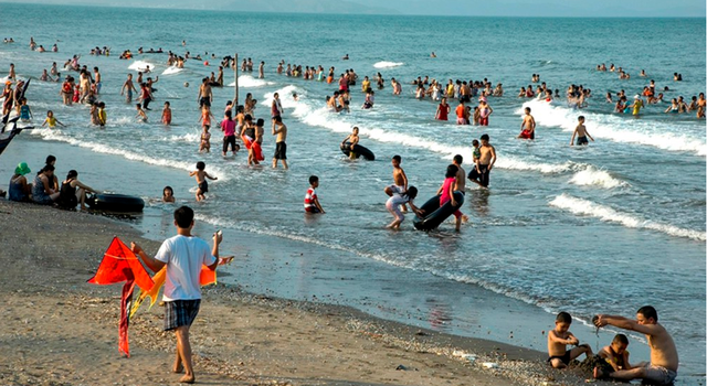 Phát hiện bãi biển ít du khách biết ở Nghệ An, người bản địa nhận xét: Nước trong xanh hơn Cửa Lò - Ảnh 3.