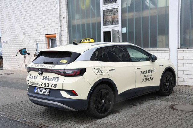 Taxi ở Đức toàn Mercedes, BMW, Audi, xe của VinFast cũng đã được sử dụng: Hãng nào vận hành? - Ảnh 5.