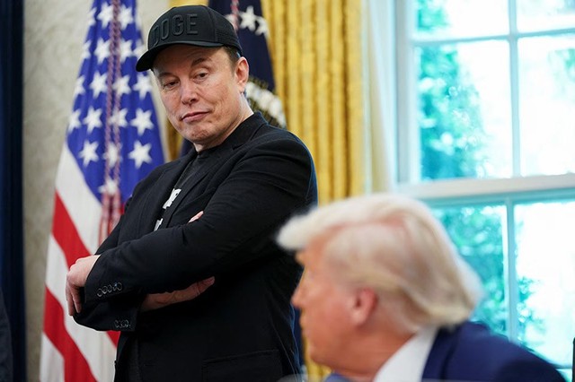 Mối quan hệ giữa tỷ phú Elon Musk và Tổng thống Trump qua ảnh - Ảnh 15.
