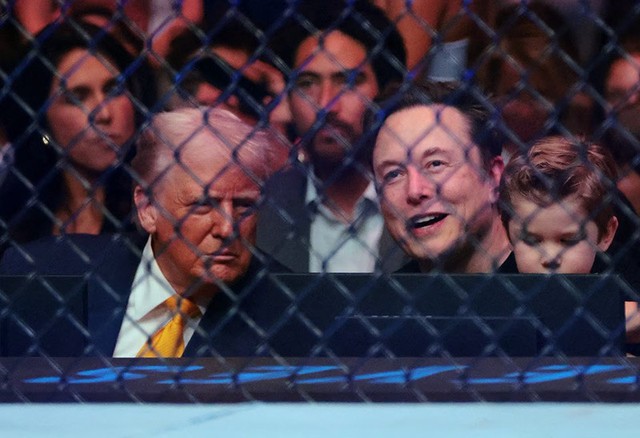 Mối quan hệ giữa tỷ phú Elon Musk và Tổng thống Trump qua ảnh - Ảnh 4.