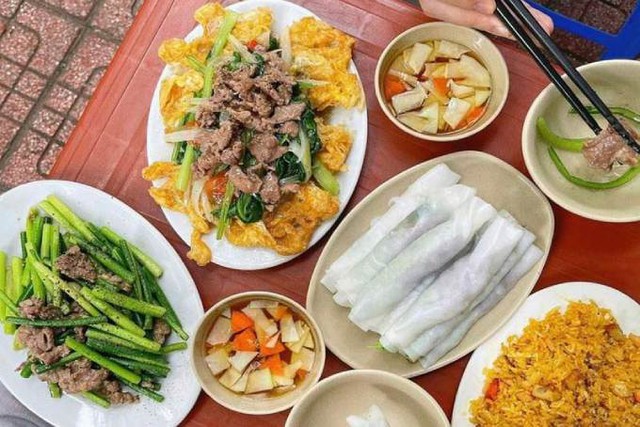 Được Michelin vinh danh, một chủ quán Hà Nội hoàn toàn bất ngờ: Không hề hay biết vì quá bận rộn - Ảnh 3.