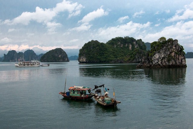 Khách Tây thốt lên về 1 địa danh nổi tiếng của Việt Nam: Đây là nơi chúng tôi ngắm hoàng hôn đẹp nhất - Ảnh 3.