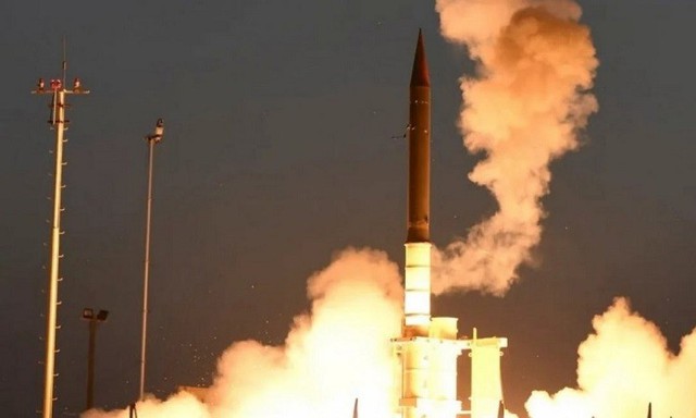 Đức chuẩn bị tiếp nhận hệ thống phòng thủ tên lửa Arrow 3 từ Israel - Ảnh 1.
