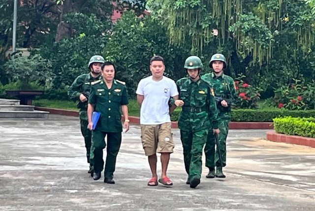 Khám xét một xe chở bạc, bắt Diêu Tuấn Vũ - Ảnh 4.