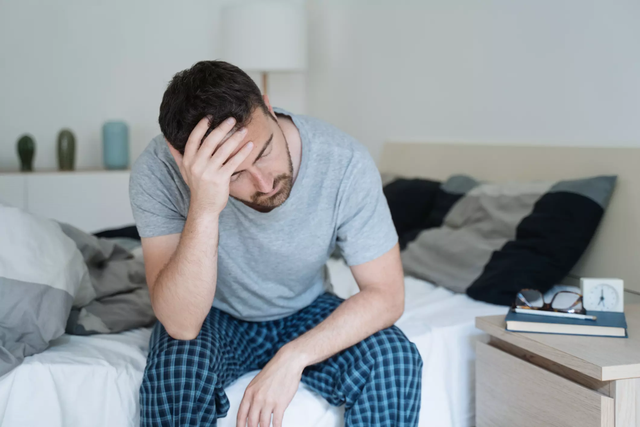 Sáng thức dậy thấy cơ thể có 2 đặc điểm này, cẩn thận gan đang trên “bờ vực” suy hỏng - Ảnh 2.