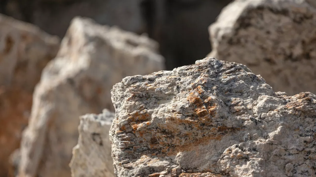 Kho báu Lithium khổng lồ kéo dài 2.800km của nước giáp Việt Nam: Nung ở 1000 độ, "vàng" lập tức xuất hiện - Ảnh 3. Kho báu Lithium khổng lồ kéo dài 2.800km của nước giáp Việt Nam: Nung ở 1000 độ, "vàng" lập tức xuất hiện - Ảnh 3.