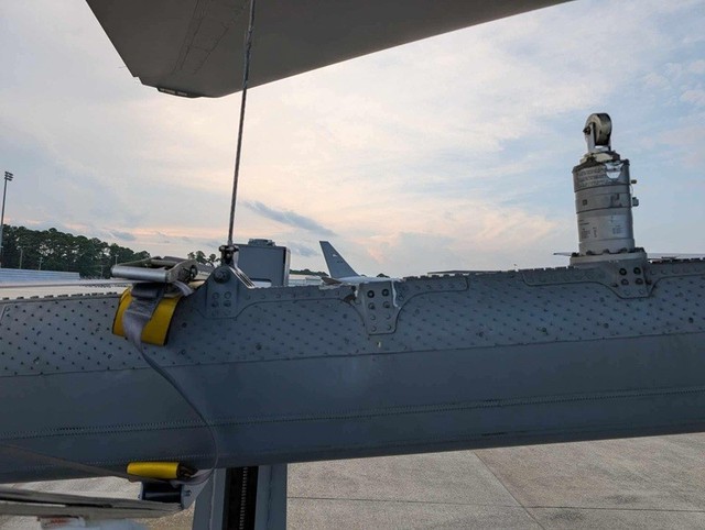 Sự cố máy bay KC - 46 a Pegasus buộc hạ cánh khẩn cấp trên Bờ Đông nước Mỹ - Ảnh 4.