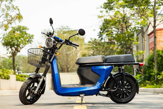Loạt xe máy điện đổi pin đang bán ở Việt Nam: Giá chỉ từ 20 triệu đồng, trạm đổi đã phủ khắp Hà Nội - Ảnh 1.