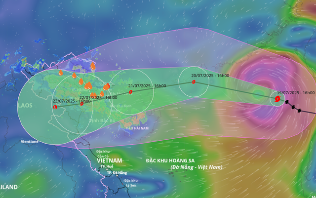 Vì sao miền Bắc hứng mưa dông dữ dội trước bão Wipha? - Ảnh 2.