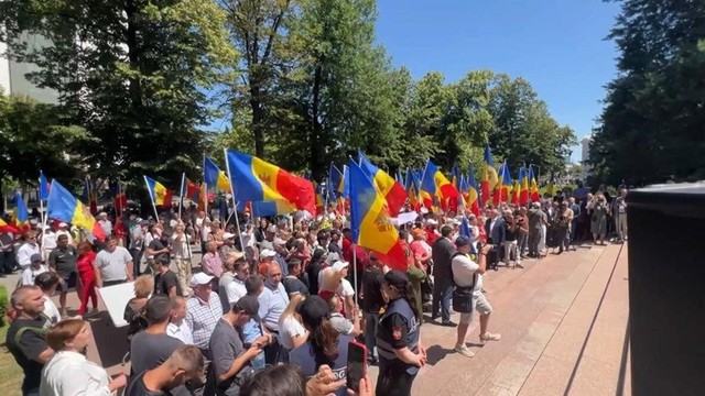 Tình hình nóng ở Moldova - Ảnh 3.