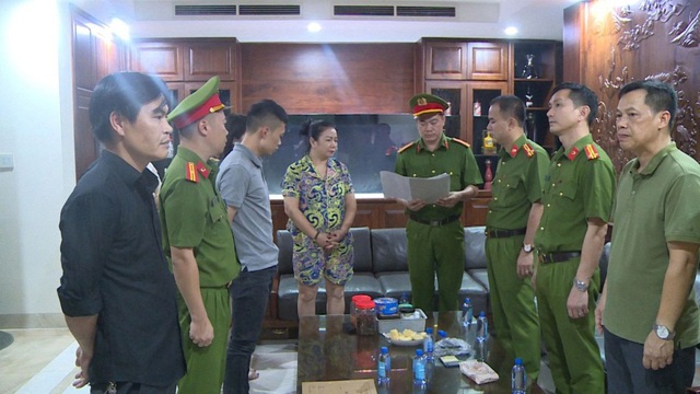 Đập tan 'bức tường tội ác' của trùm giang hồ cộm cán đội lốt doanh nhân Vy 'ngộ' - Ảnh 4.