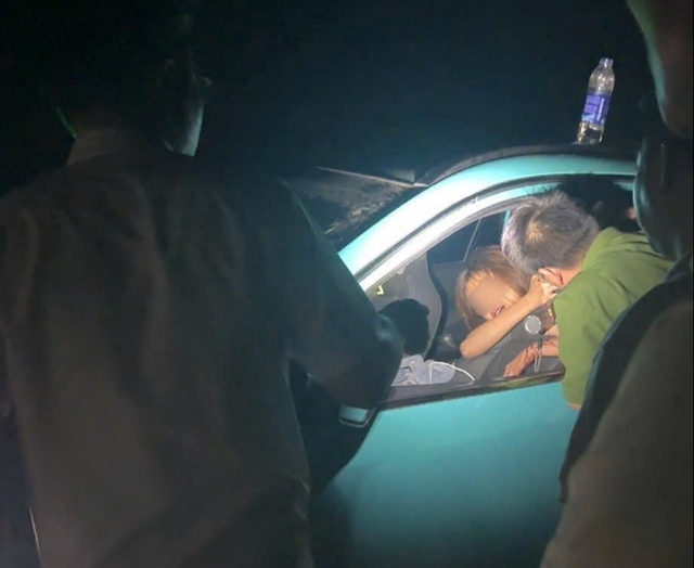 Giám đốc công an tỉnh huy động khẩn cấp lực lượng cảnh sát, vây bắt Mai Đức Giang - Ảnh 1.