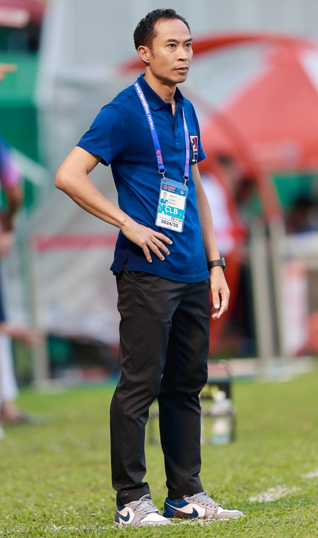 Tiền vệ Việt kiều sút tung lưới nhà vô địch AFF Cup, sáng cửa được CLB V.League ký hợp đồng - Ảnh 3.