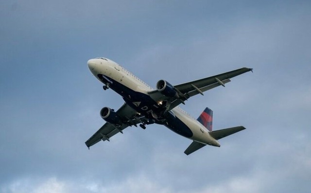Phi công Delta Air Lines xin lỗi sau cú lái mạnh để tránh va chạm với B - 52 - Ảnh 4.