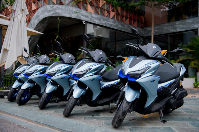 Loạt xe máy Nhật đang ưu đãi: Có xe cả dáng đẹp ăn xăng 1,69L/100km, từng đội giá 10 triệu vì quá hot - Ảnh 2.