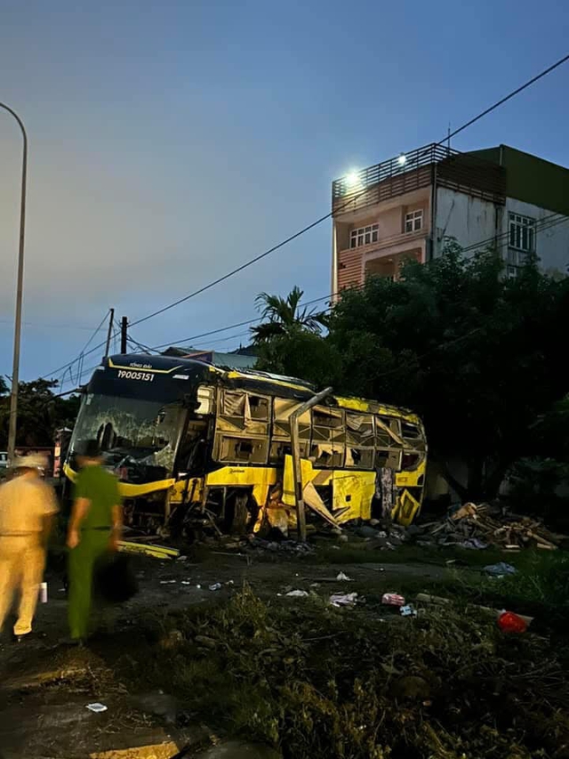 Danh tính 9 nạn nhân tử vong trong vụ lật xe khách đi từ Hà Nội vào Đà Nẵng - Ảnh 3.