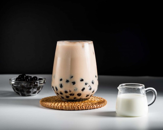 Chàng trai 20 tuổi bị suy thận, bác sĩ nói “lạm dụng loại nước này phá thận chẳng kém gì ăn nhiều muối” - Ảnh 2.