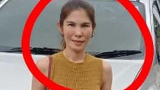 Đi cứu hộ nhưng lại tìm thấy 1 chiếc xe khác, nhìn vào bên trong khiến tất cả đều giật mình - Ảnh 4.