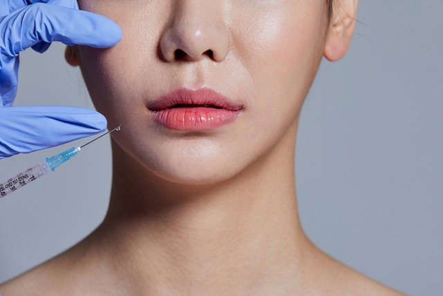 Kiểm tra căn hộ phát hiện 2.000 hộp botox giá rẻ độc hại, thu lợi hơn 36 tỷ đồng: Mỗi tháng bán 1000 đơn - Ảnh 2.
