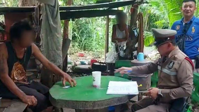 Thầy giáo xả súng sau cáo buộc xâm hại nữ sinh 14 tuổi - Ảnh 2. Thầy giáo xả súng sau cáo buộc xâm hại nữ sinh 14 tuổi - Ảnh 2.