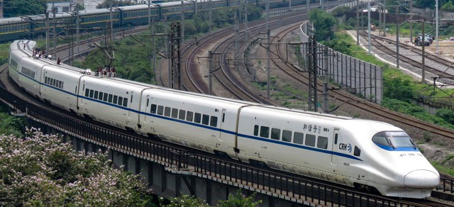 Chuyến tàu 2 tầng đi đêm, chạy 250km/giờ, du khách nhận xét: Như khách sạn di động - Ảnh 1.