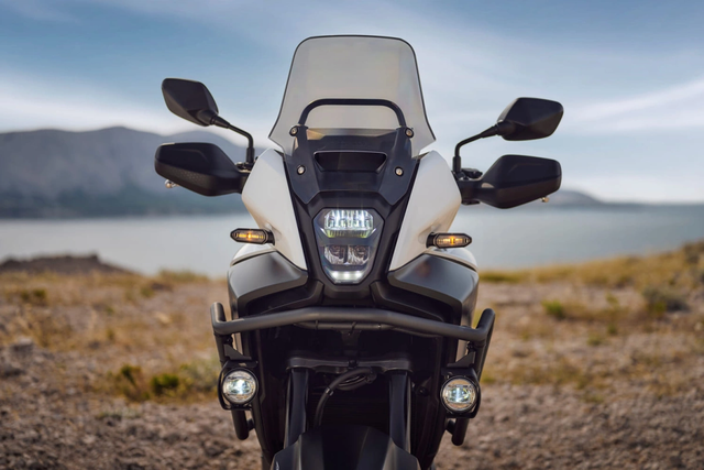 Xe Honda dân phượt thích mê đang giảm giá 22 triệu, đại lý tặng thêm nhiều quà: CSGT cũng dùng xe này - Ảnh 4.