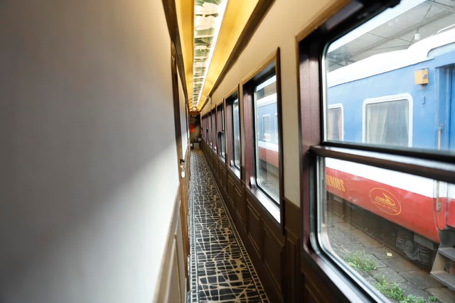 Chuyến tàu đi 8 ngày 7 đêm, chạy chưa tới 50km/giờ, du khách nhận xét: Đúng là khách sạn trên đường ray - Ảnh 12.