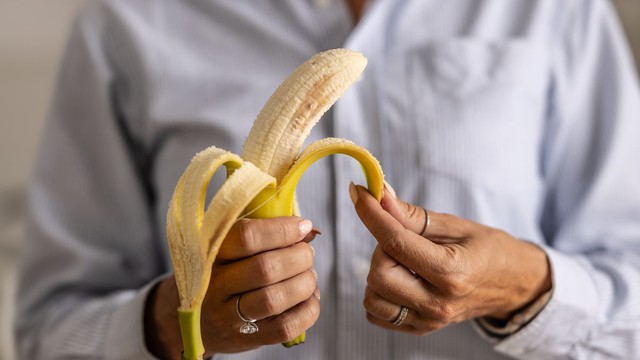 1 thứ ngọt ngào nhưng giúp hạ đường huyết cực tốt, bổ thận: Việt Nam có sẵn, giá rẻ bèo - Ảnh 1.