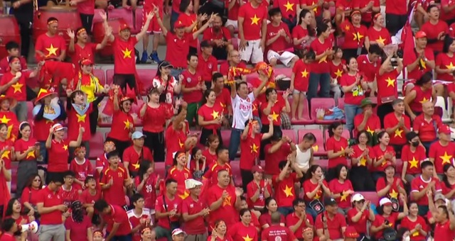 Diễn biến Việt Nam 1-0 Thái Lan: Tuyển Việt Nam ghi bàn đẳng cấp - Ảnh 5.