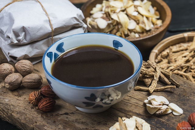 Người đàn ông tử vong vì suy gan sau khi uống thứ này trong nhiều tháng: Không phải rượu bia - Ảnh 1. Người đàn ông tử vong vì suy gan sau khi uống thứ này trong nhiều tháng: Không phải rượu bia - Ảnh 1.
