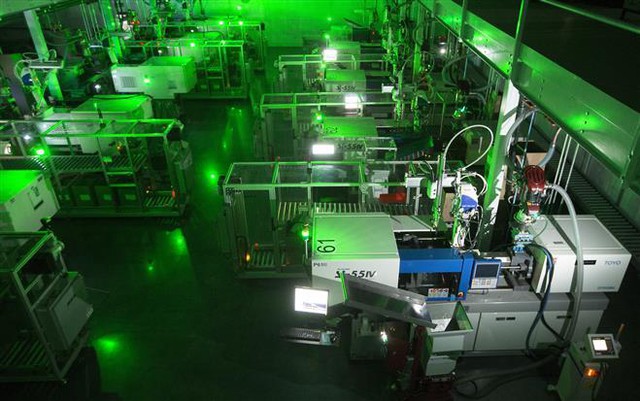 Cận cảnh "nhà máy không đèn, hiếm bóng người" tại Mỹ và Trung Quốc: Nhiều người giật mình sau khi xem ảnh - Ảnh 4.