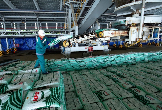 Tiền mặt ngập két, lợi nhuận tăng sốc, DN bán mặt hàng quan trọng của nền kinh tế VN bứt phá như chưa từng có - Ảnh 1.