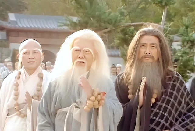 Thực lực của Hoàng Sam nữ tử trong Ỷ Thiên Đồ Long ký: Khắp thiên hạ, chỉ 5 người có thể đánh bại nàng - Ảnh 5.