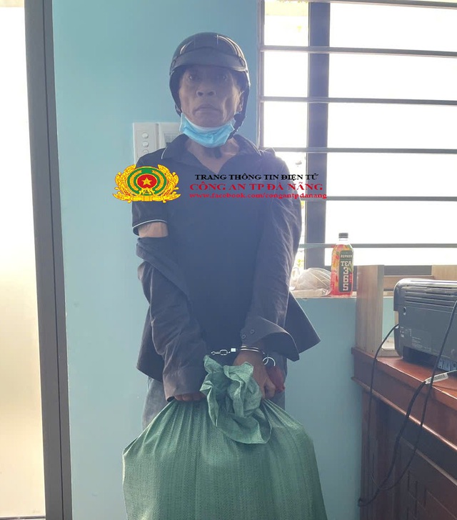 Bắt khẩn cấp, khám xét nơi ở của Trần Thị Thanh Tuyền - Ảnh 3.