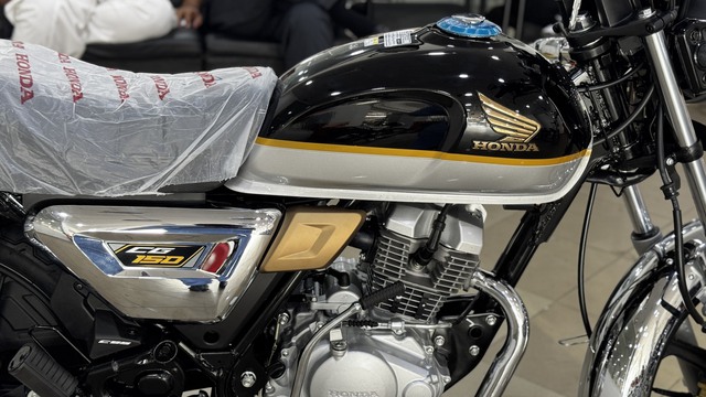 Đại lý báo sắp mang về Việt Nam mẫu xe Honda mới: Đẹp lạ, đầy bình đi hơn 400km, giá quy đổi hơn 40 triệu - Ảnh 7.