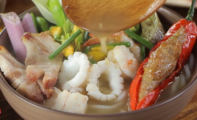 Không phải bún bò Huế, món ăn chỉ từ 50.000 đồng/bát này mới là hương vị Việt lọt top ngon nhất thế giới - Ảnh 5.