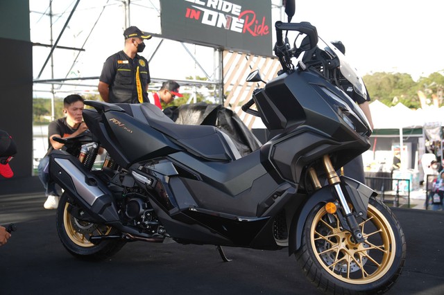 Xe tay ga Honda to, khỏe vừa ra mắt, cốp rộng gấp gần 3 lần của Vision: Hơn thua gì xe Yamaha, Zontes? - Ảnh 1.