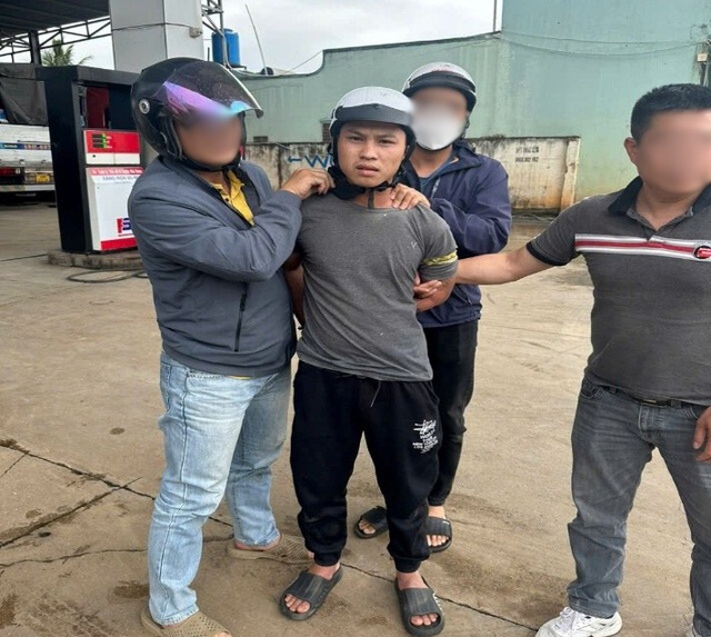 Bắt khẩn cấp Đinh Bạt Ngọc sau 20 tiếng - Ảnh 1.