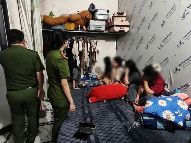 Bắt khẩn cấp, khám xét nơi ở của Đằng Văn Sơn - Ảnh 3.