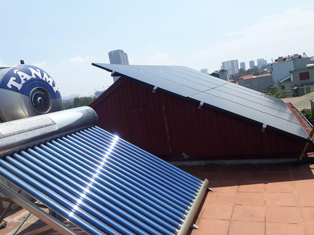 Cách lắp đặt điện mặt trời đúng quy định như EVN nêu, không bị phạt - Ảnh 1.