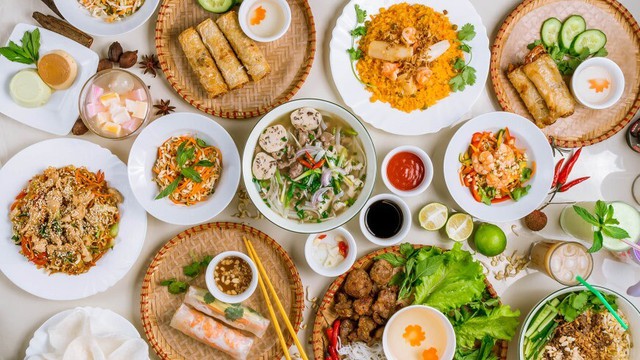 Vượt Singapore và Bangkok, thành phố duy nhất của Việt Nam lọt Top 2 ẩm thực đường phố ngon nhất châu Á - Ảnh 2.