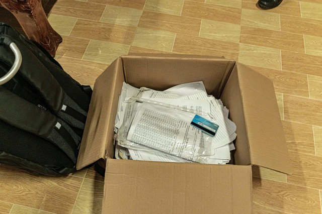 Bắt tạm giam, khám xét nơi ở của Lâm Thị Hương - Ảnh 3.